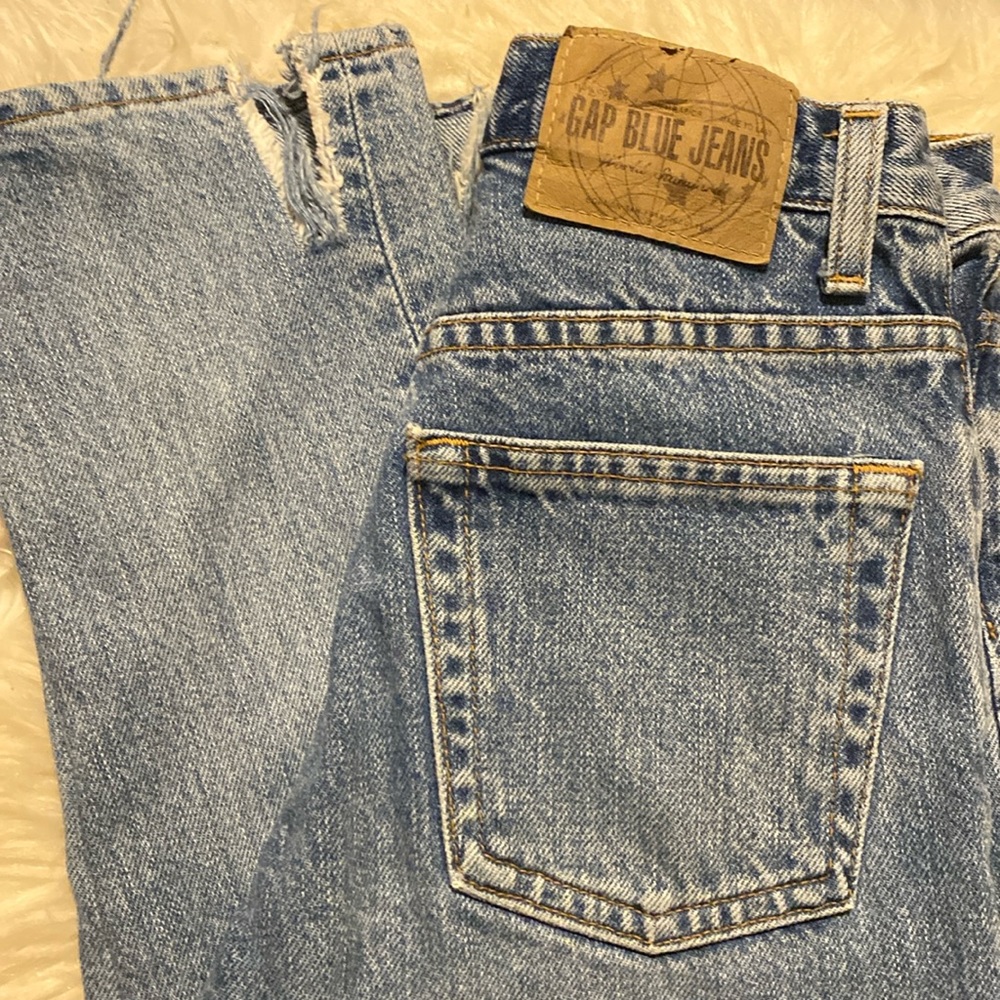GAP original fit 0 long blue Jeans distressed
